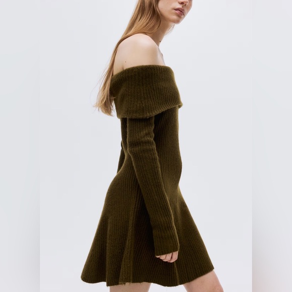 H&M Dresses & Skirts - H&M•RIB-KNIT OFF-THE-SHOULDER DRESS•Size S•Khaki Green•NWT